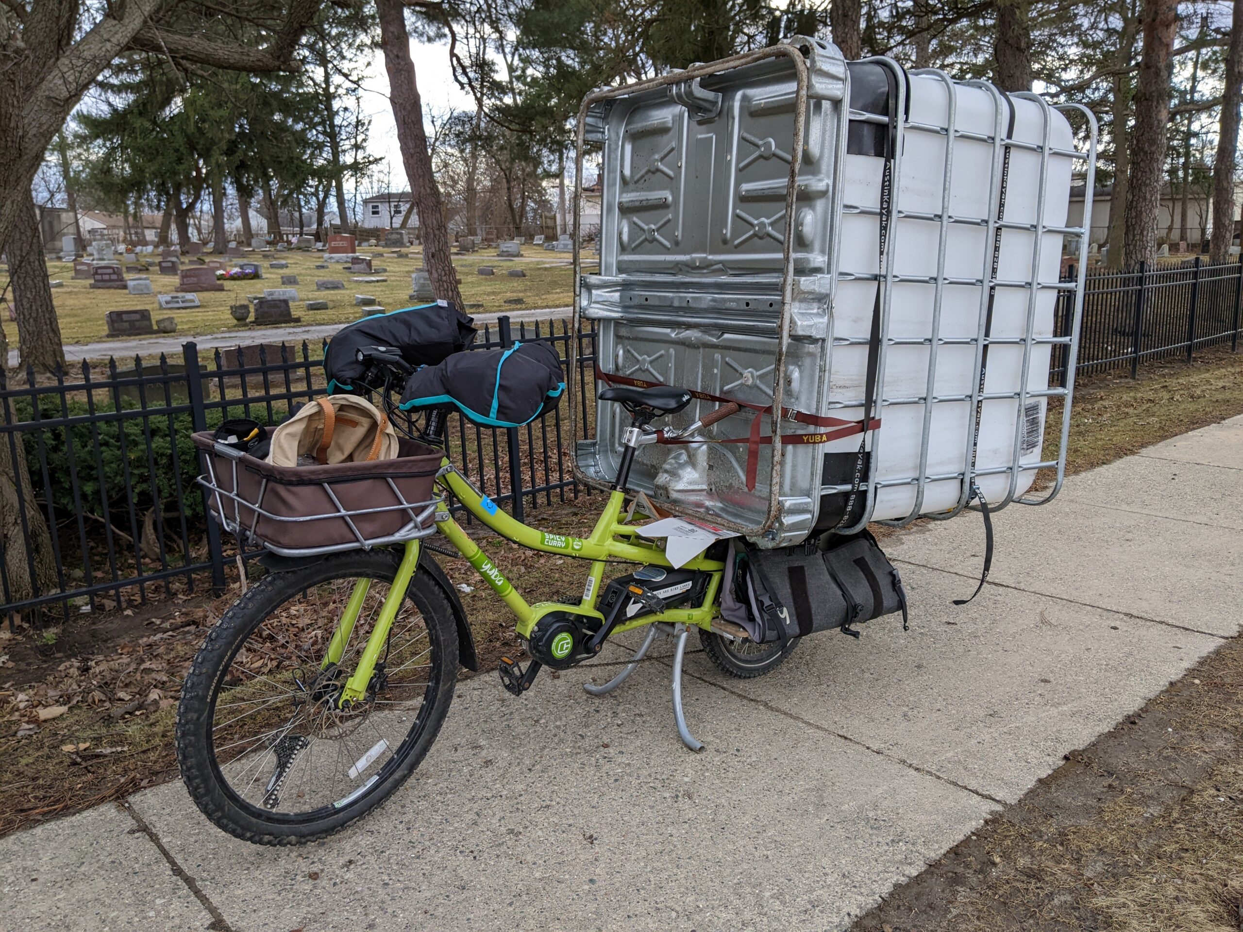The biggest thing I’ll ever tote on a bike